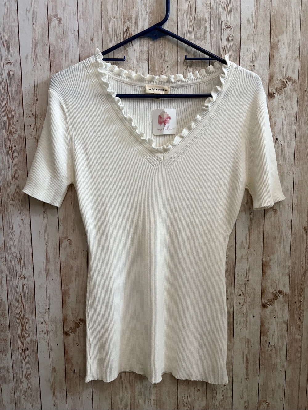 eesome Cream Ribbed V-Neck Ruffle Trim Short Sleeve Top